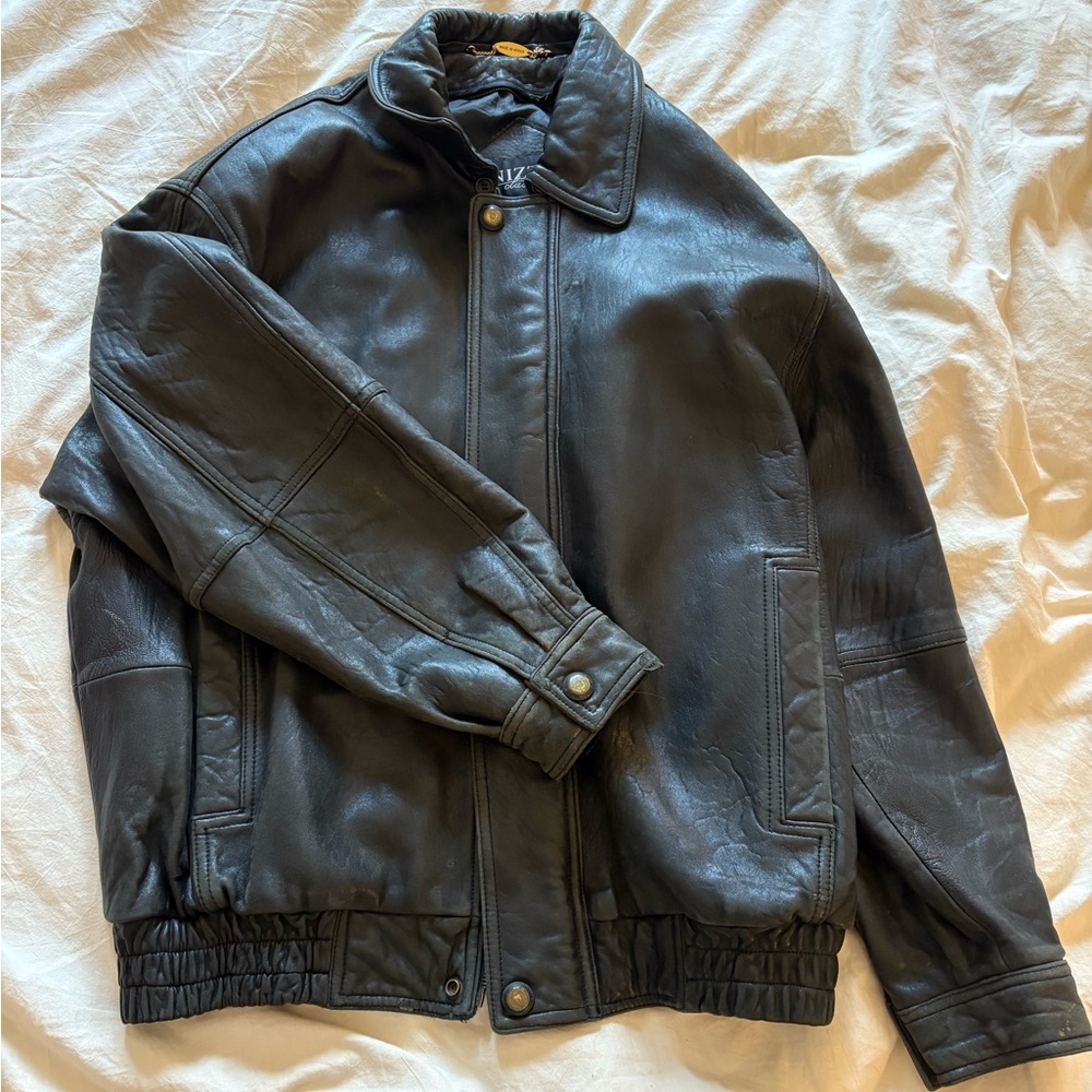 Vintage Black Leather Bomber Jacket
